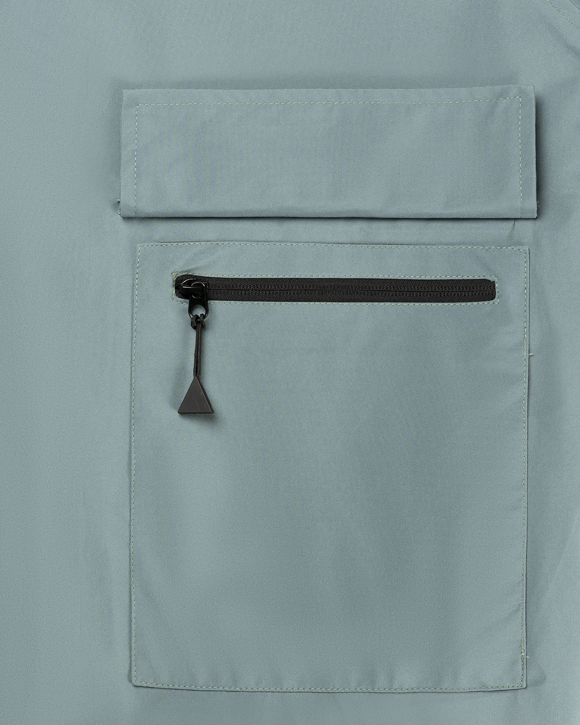 (33) MAIUM X SRFACE PONCHO (Sale)