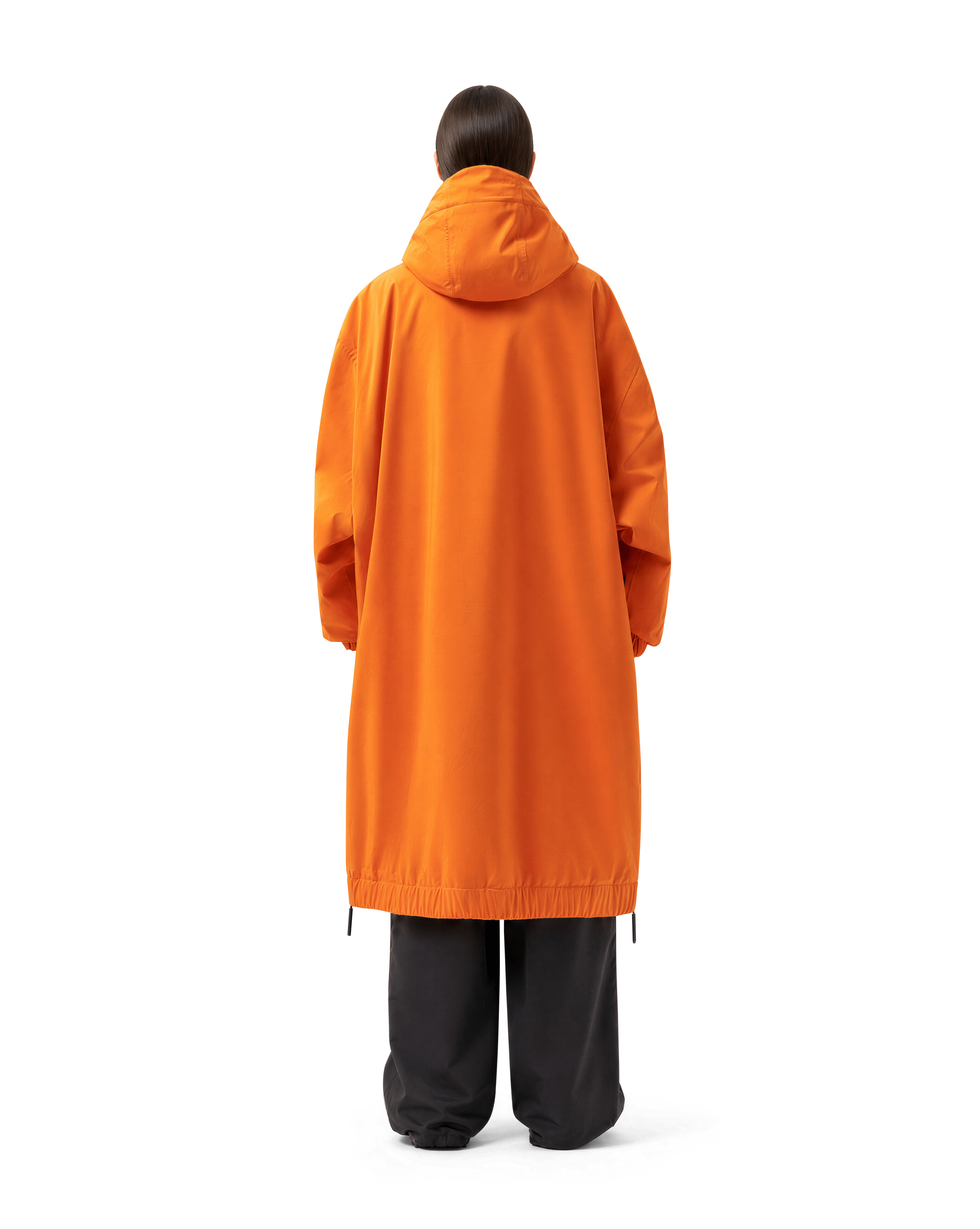 (33) MAIUM X SRFACE PONCHO