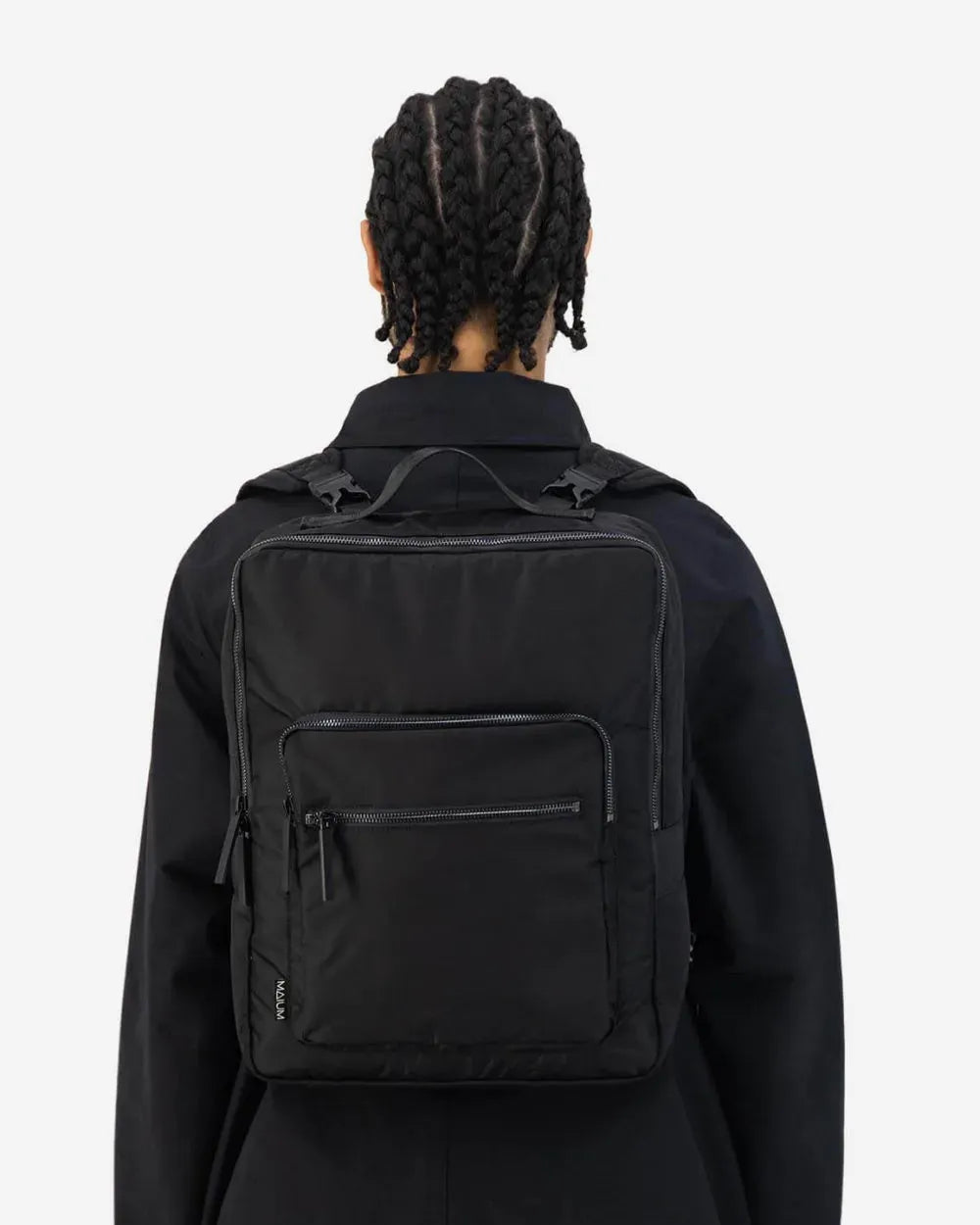 (14) Shoulder Backpack