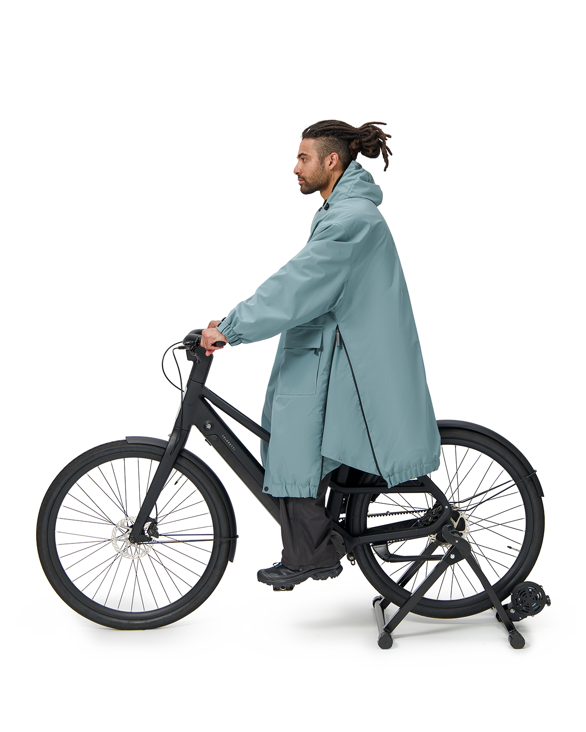 (33) MAIUM X SRFACE PONCHO (Sale)